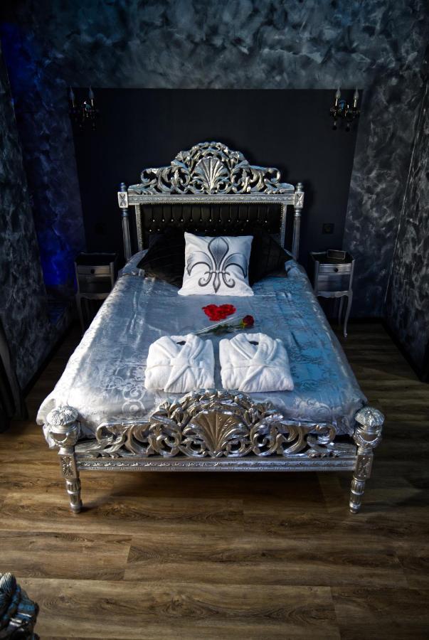 Nuit Romantique - Jacuzzi - Beziers - Romance Royale المظهر الخارجي الصورة